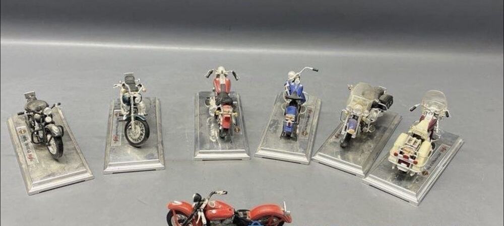 Harley Davidson Set Of 7 Maisto Die-Cast Motorcycles